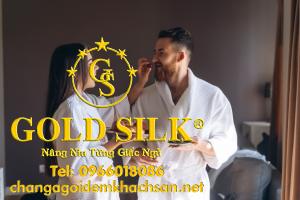 áo choàng tắm khách sạn